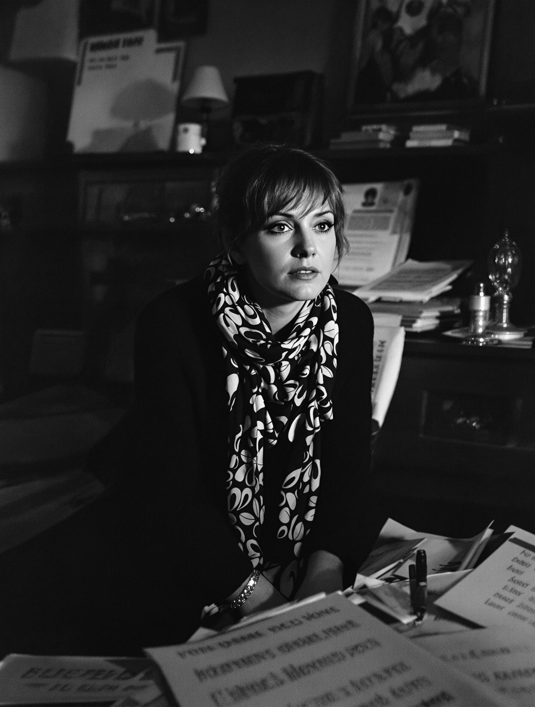 Joëlle Mogensen coulisses années 70 foulard ambiance intime
