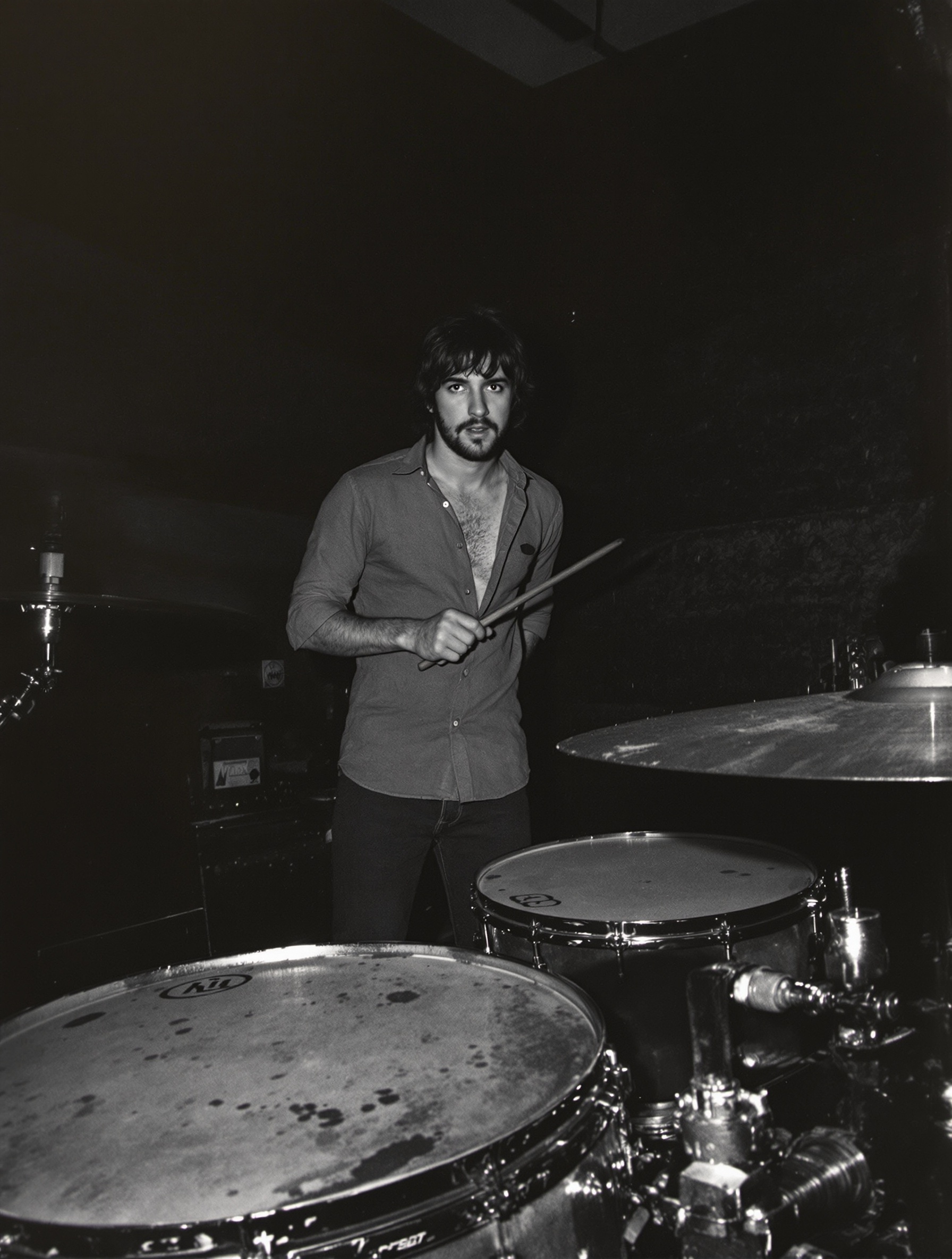Une photo rare de John Bonham jeune lors d'une performance locale.