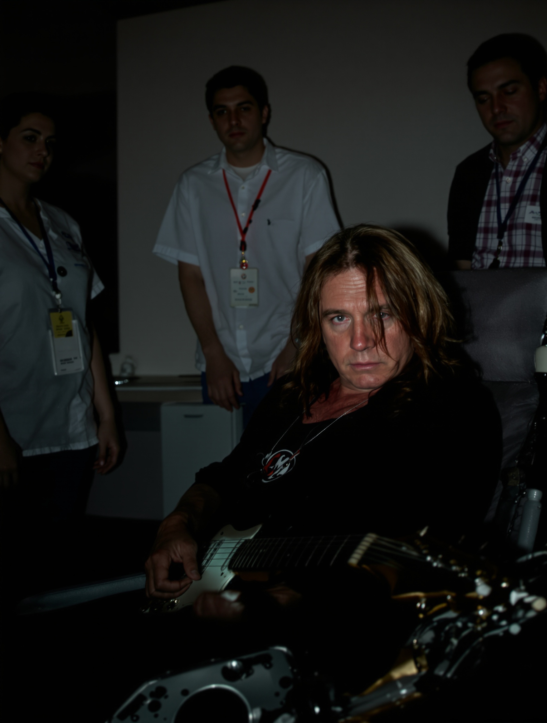 Malcolm Young backstage famille staff moment suspendu maladie dignité AC/DC