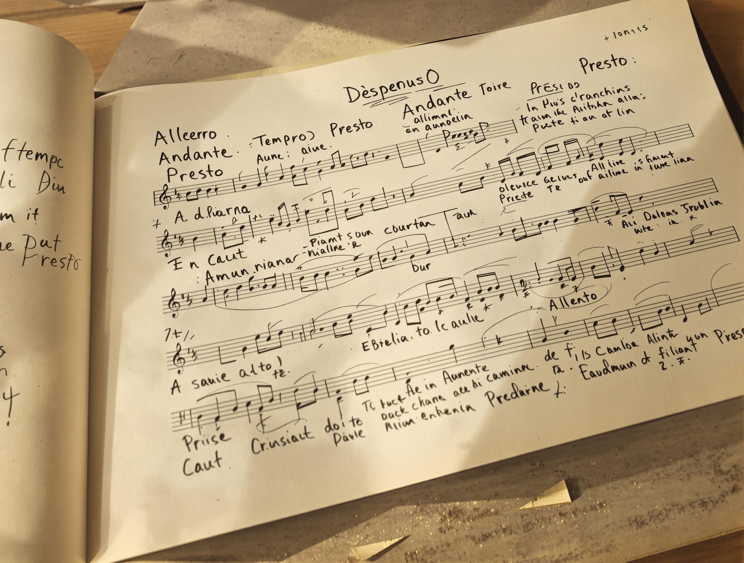 Extrait de partition classique avec indications de tempo italiennes variées et annotations manuscrites.