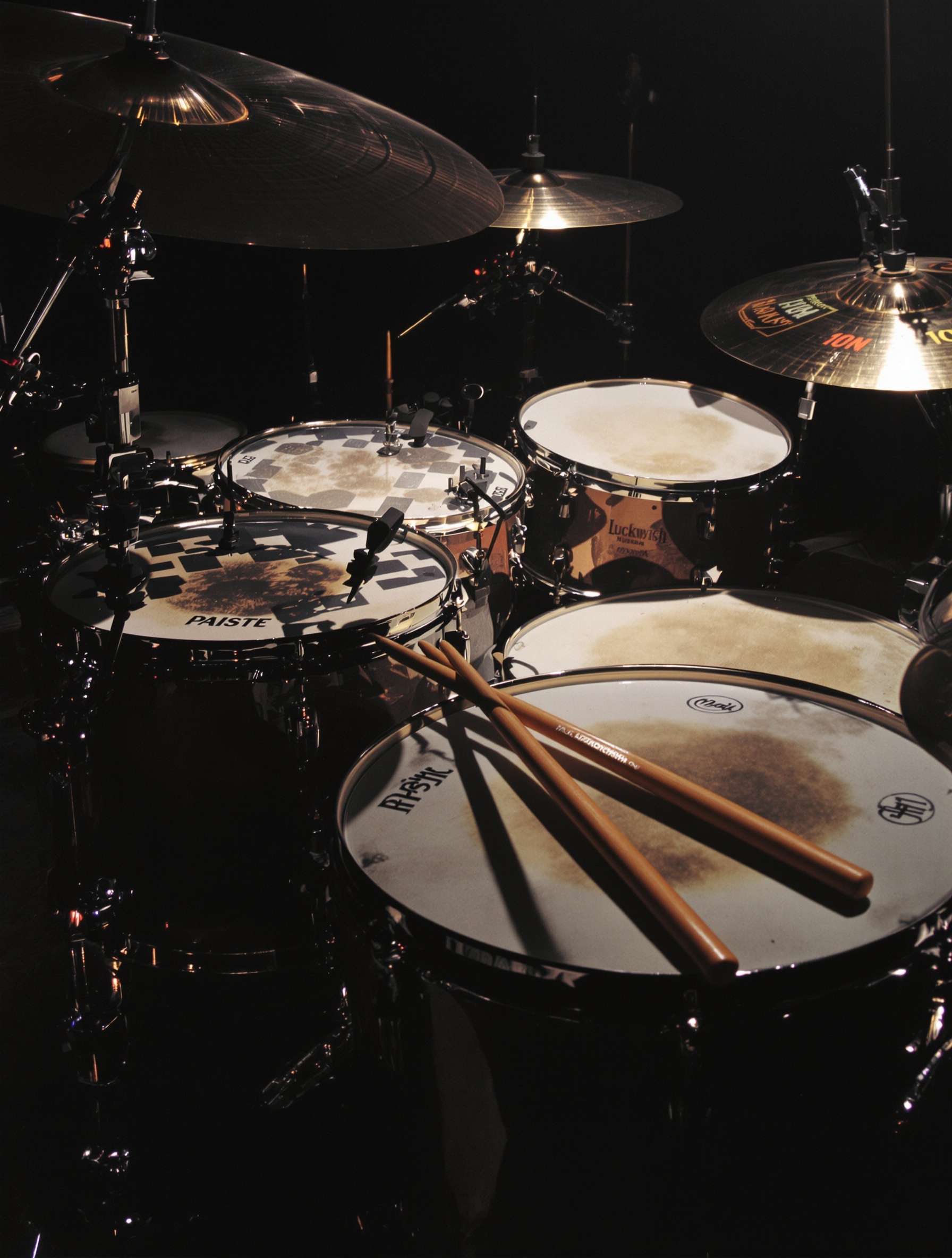 Kit Ludwig-Musser typique de John Bonham sur scène dans les années 70.